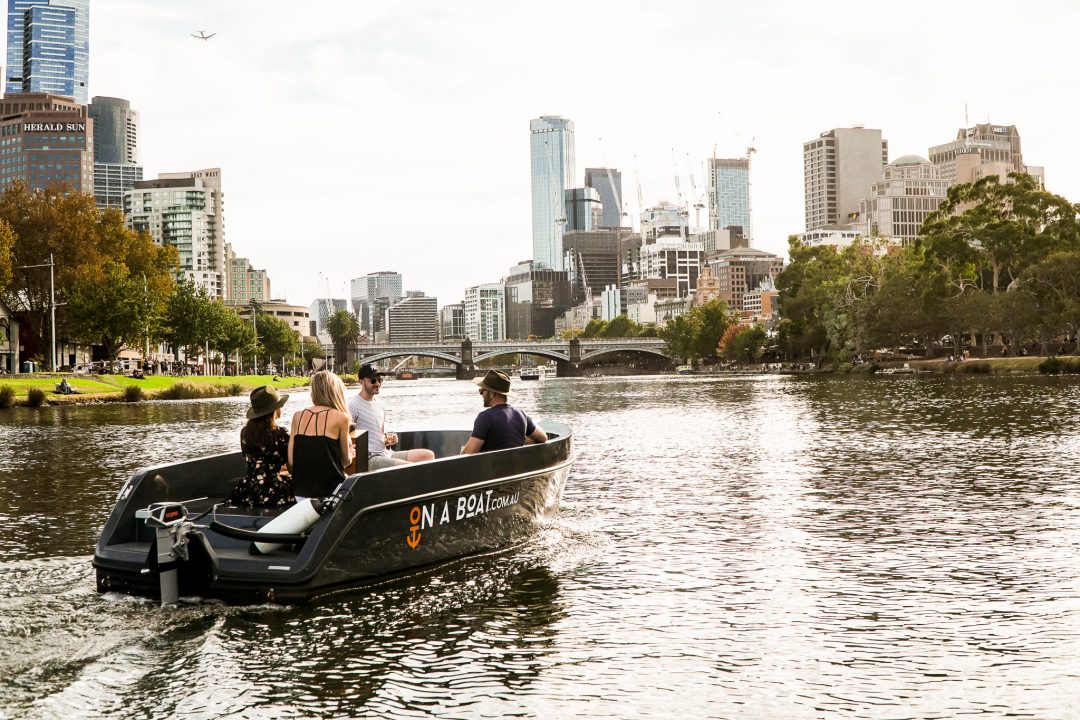boat rental in Yarra River Melbourne
