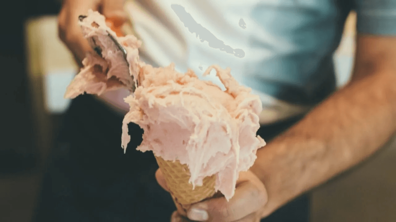 Pidapipo Gelateria gelato cone